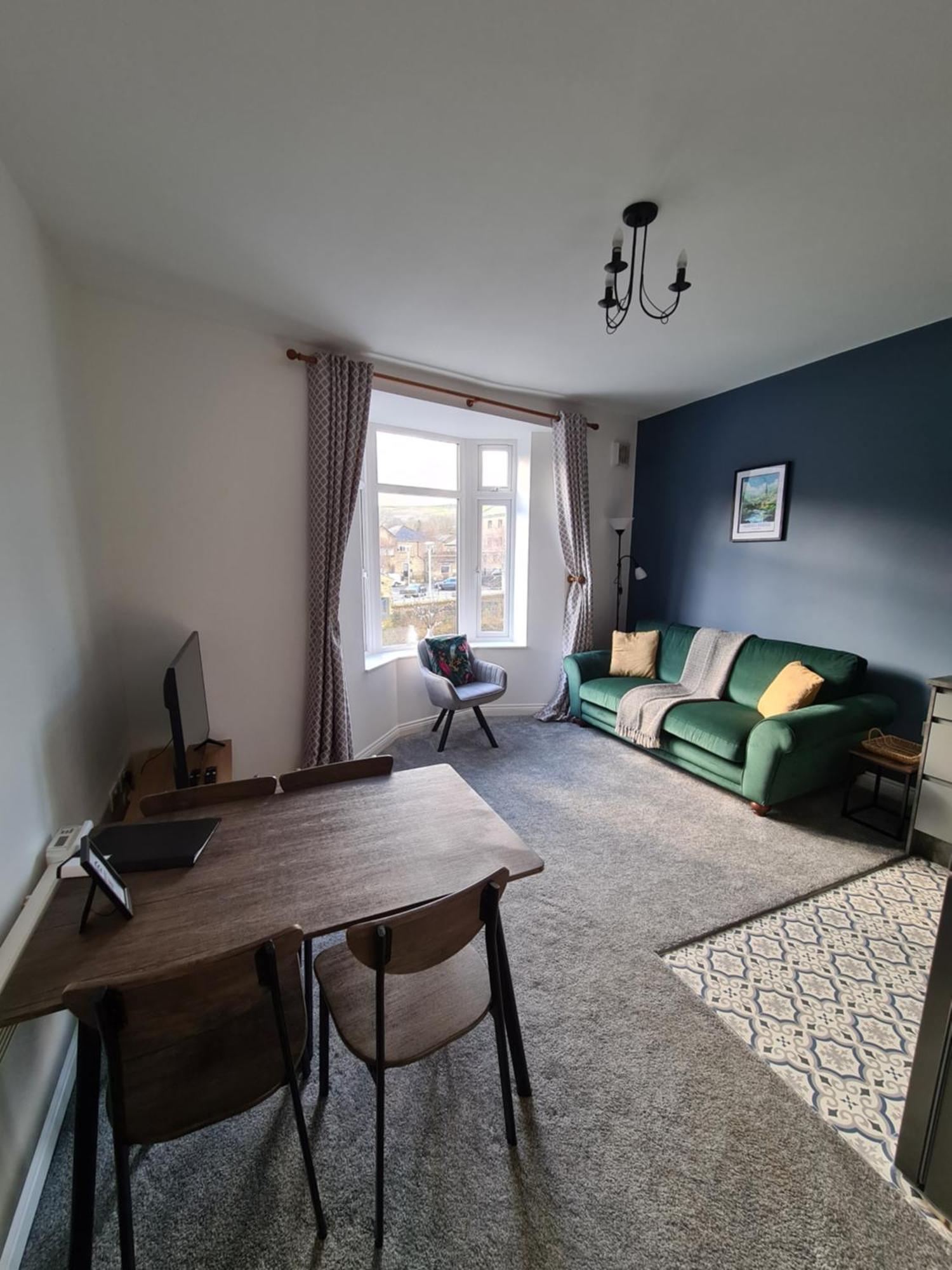 Modern River View Mytholmroyd Apartment Bagian luar foto
